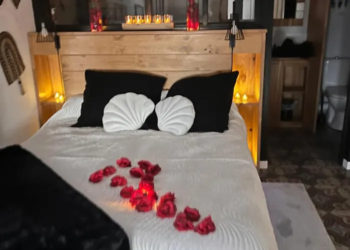 Magnolia Duplex Apartment *